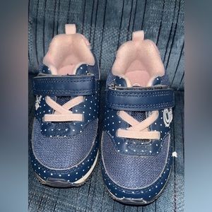 Baby shoes